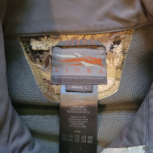 Sitka Dakota Vest - Picture 2 of 4